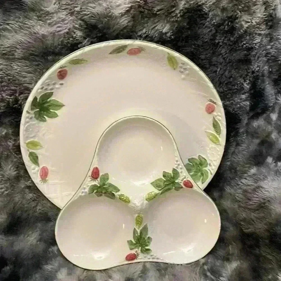 Country Berried Mikasa serving dish and pickle  dish - Picture 9 of 15